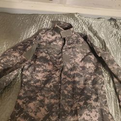 Digital Camo Long Sleeve Shirt. Excellent Condition