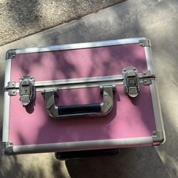 Make Up Or Nail Suitcase 