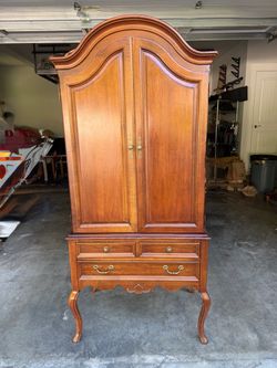 Lexington Armoire