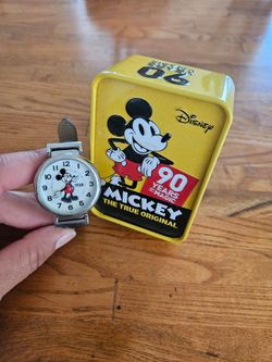 Micky mouse watch with box