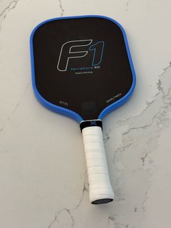 Body Helix F1 FLIK Wide Body Standard Pickle Ball Paddle