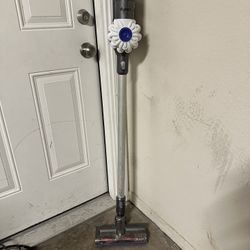 Dyson Vacuum 