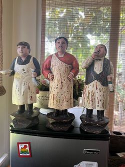 Italian Bistro Mannequins