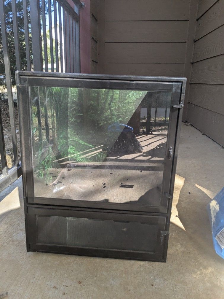 Reptile habitat 25 Gallon