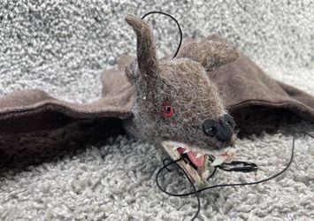 2.5 Ft Poseable Halloween Bat Spooky Hanging Decoration Brown with Fangs New