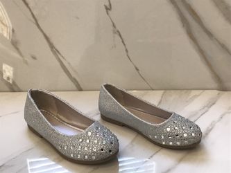 Kids flats shoes