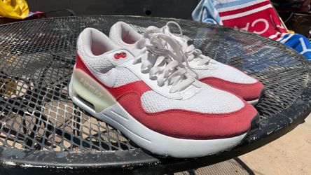 Barely worn Nike Air Max System Low Men’s Size 10 UK 9 White/University Red DM9537-104 shoes sneakers USA