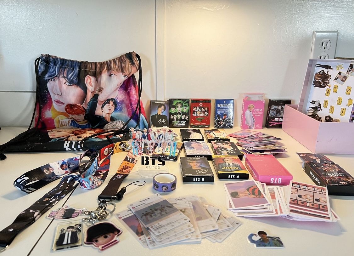 K-Pop BTS Boys nylon cinch drawstring bag backpack 17" Lomo Cards Lot
