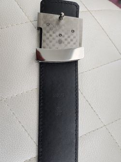 Louis vuitton Brown Belt Mens W/Lv buckle blac Brand New for Sale in  Dallas, TX - OfferUp