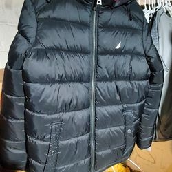 Men's Nautica Puff Coat - Small 