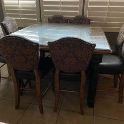 Dining Room Table With Matching 8 Chairs