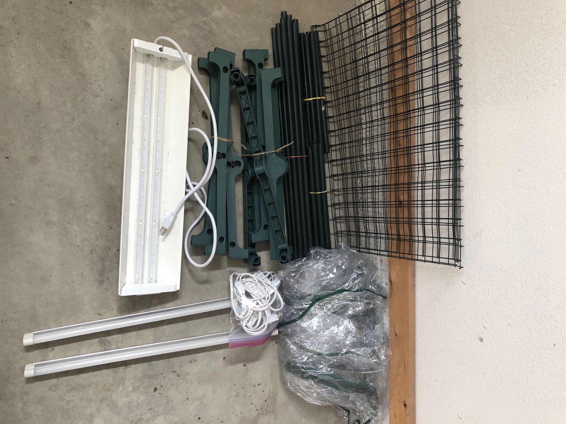 Grow Lights And Green House