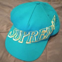 SUPREME Hat 