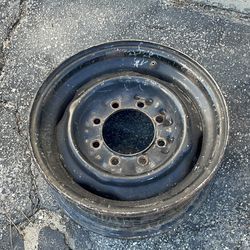 One 16x6 classic Ford 8 lug steelie, fits Chevy or Dodge
