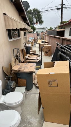 Free Heavy Duty and Good Cardboard boxes for moving
