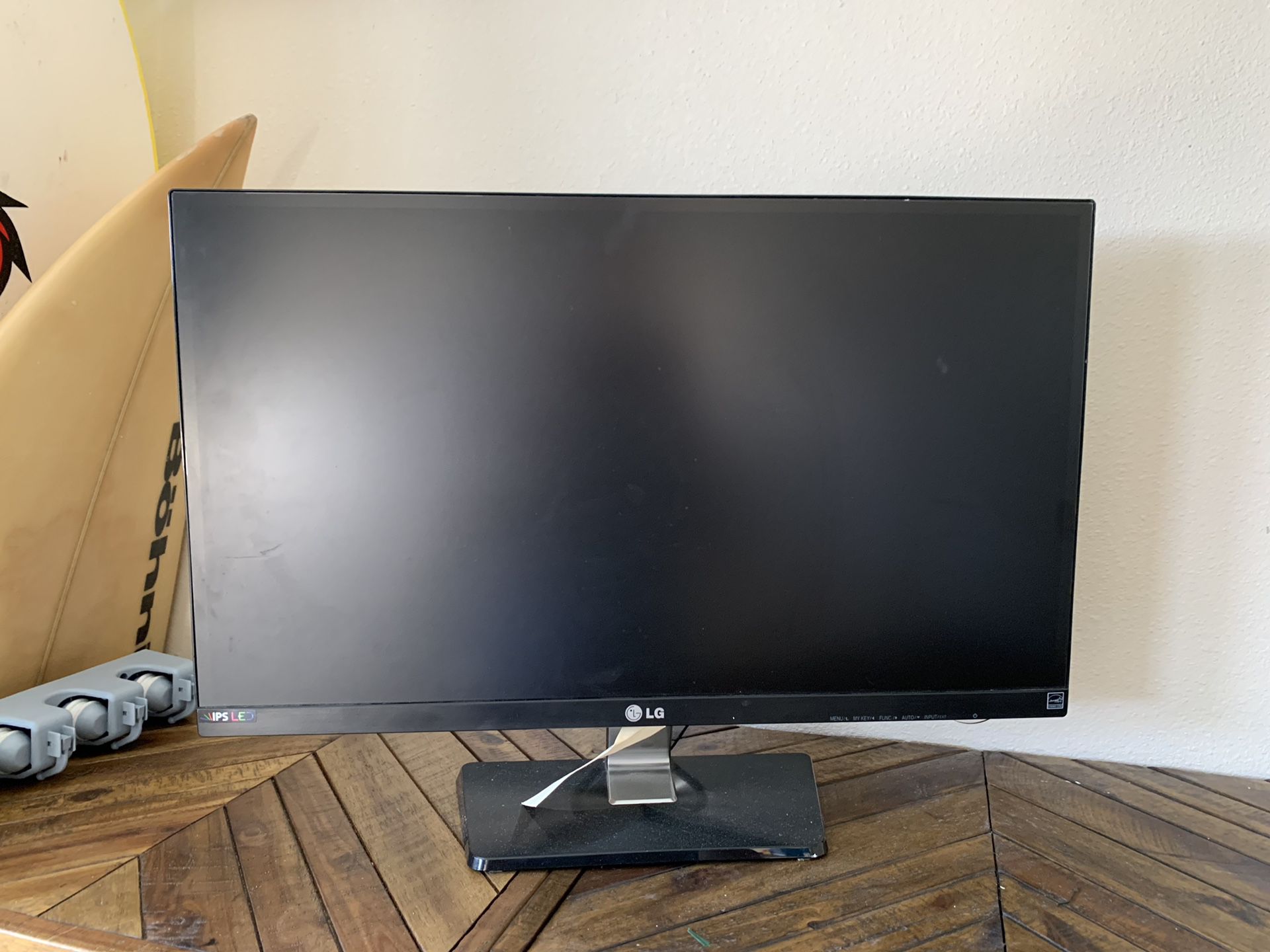 LG IPS LED Monitor New- Missing DC power cable