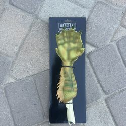 Universal Studios Classic Monsters Creature from the Black Lagoon Back Scratcher