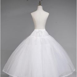 WEDDING OR QUINCEAÑERA  CRINOLINE 8 LAYERS OF TULLE 