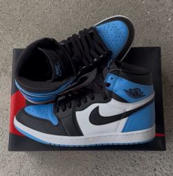 Jordan 1 UNC Toe