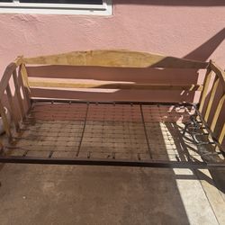 Daybed mattress not included