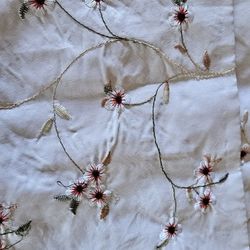 Korean Silk Placemates (4) W Sticks