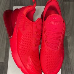 Triple red Nike Airmax 270s