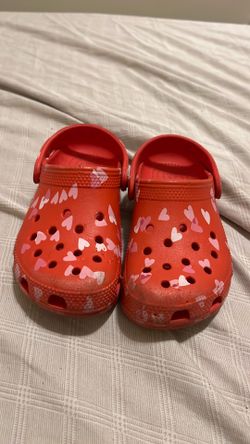 Valentine’s Day Crocs for toddlers