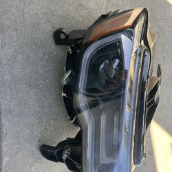 2019-2022 JEEP GRAND CHEROKEE RIGHT XENON HEADLIGHT 👉👉ASK FOR PRICE 