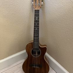 Kala Model KA-SA-TE-C tenor ukulele and accessories 