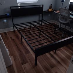 Metal Full Size Bed Frame