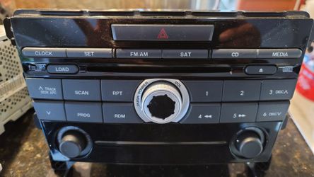 Mazda CX-7 2007-2009 6-disc CD player changer EG2466ARX TESTED Good condition