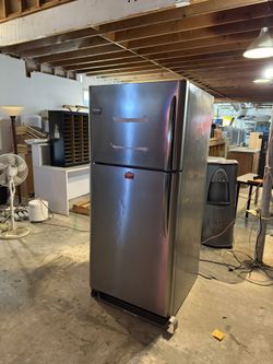 Many Fridges Good Conditions.