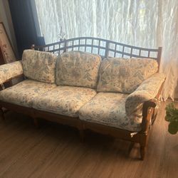 Wooden Frame Vintage Sofa 