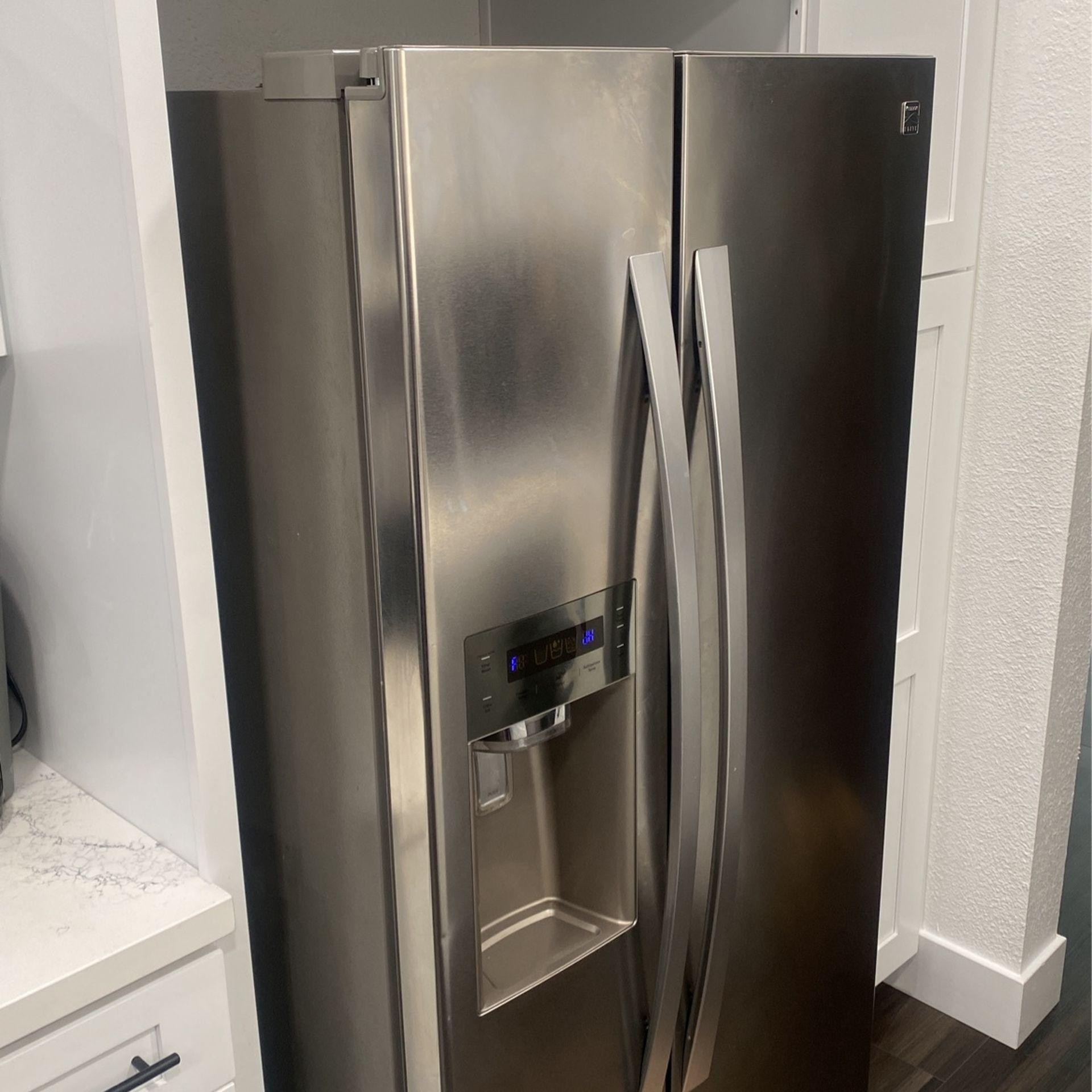 Refrigerator Stainless 