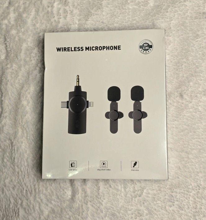 AIKELA Wireless Lavalier Lapel Microphone for iPhone, iPad, Android, Camera, Plug-Play, 7H Long Working Time for Interview Video Podcast Vlog YouTube