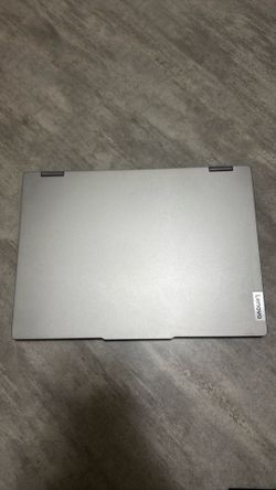 Lenovo IdeaPad Laptop- a fast AMD Ryzen 7/ Radeon Graphics