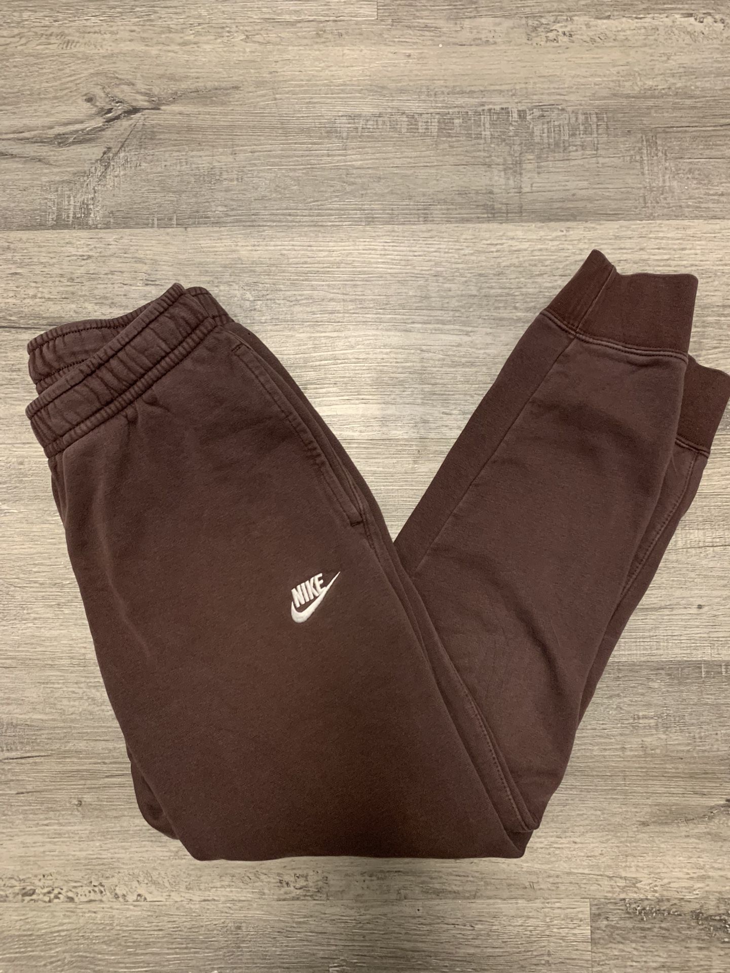 Nike Solo Swoosh Women’s Size XS Fleece Sweatpants Joggers Brown #711