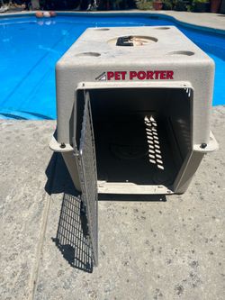 Pet porter 28”x17”x18h
