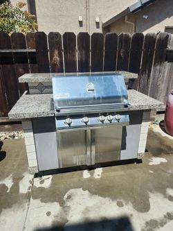 Barbecue island