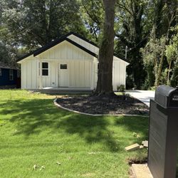 Cozy & Bright 2BR/1BA Home with Huge Kitchen and Private Patio. Plus Big Backyard