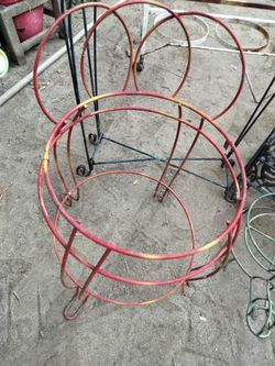 Round Plant Stand