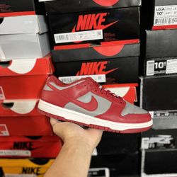 Nike Dunk Low UNLV size 8  USED But Clean