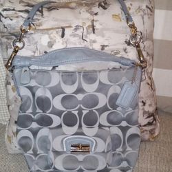 Authentic Coach Kristin Hobo Signature Fabric and Leather
