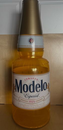 Inflatable Modelo Bottle, Party Decoration
