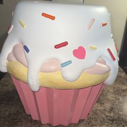 Cupcake Stool
