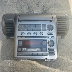 Infiniti G35 Oem Radio
