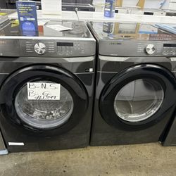 New Open Box Samsung Black Front Load Washer And Gas Dryer Set 