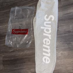 Supreme Sweatpants 