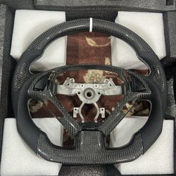 G35/G37 CUSTOM Carbon Fiber Steering Wheel (2007-2015)