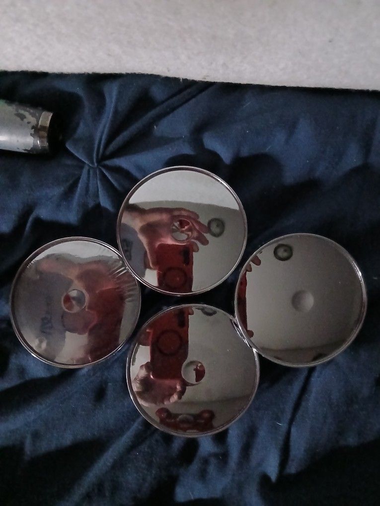 BMW WHEEL CENTER CAPS